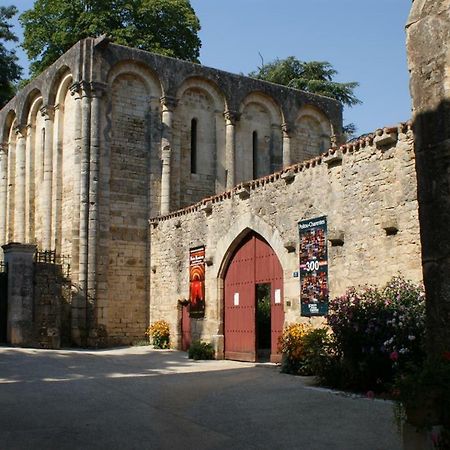 Nanteuil-en-Vallée La Vieille Maison Rose B&B 외부 사진