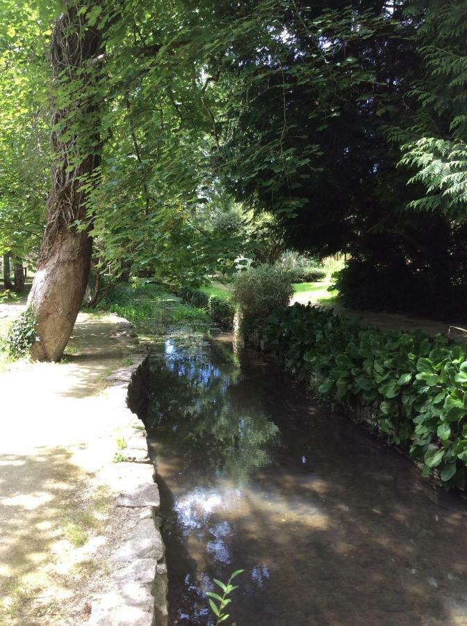 Nanteuil-en-Vallée La Vieille Maison Rose B&B 외부 사진