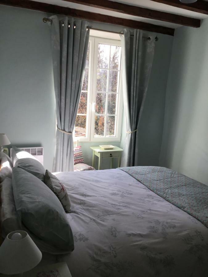 Nanteuil-en-Vallée La Vieille Maison Rose B&B 외부 사진